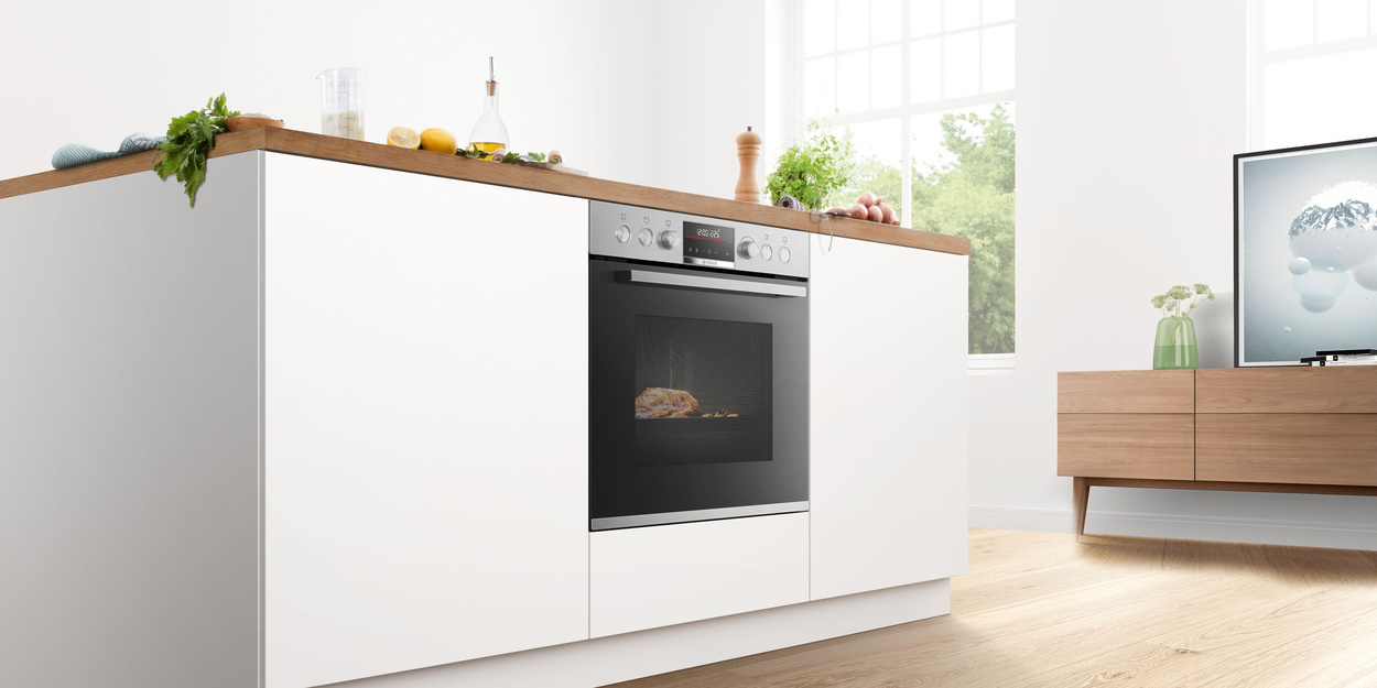 Backöfen und Herdsets bei Elektro Kurz & Erlmann GmbH in Kulmbach